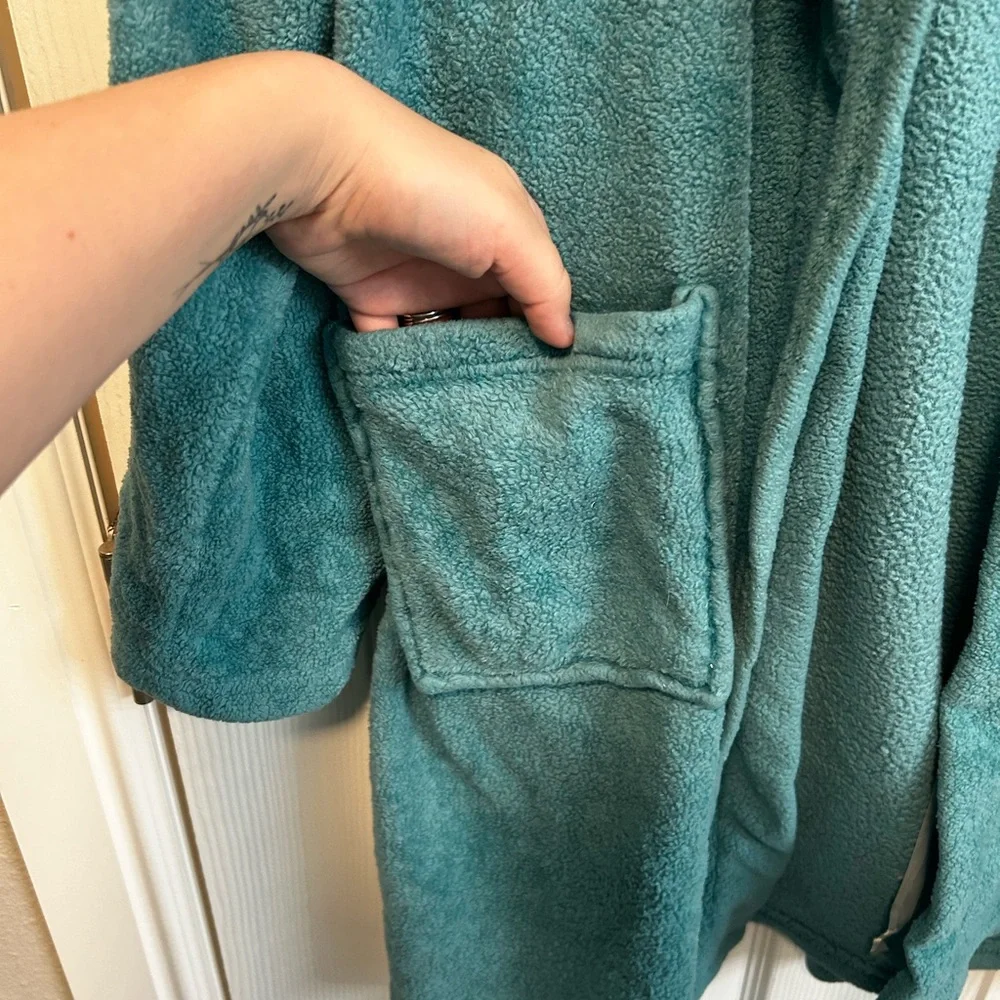 Hotel Spa Collection Robe - Picture 3 of 6